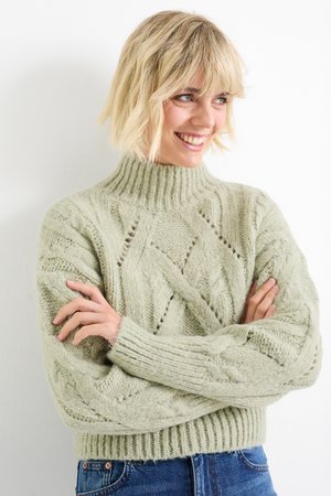 Pullover mit Zopfmuster