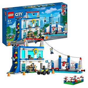 LEGO City Polizeischule Spielset mit Hindernisstrecke