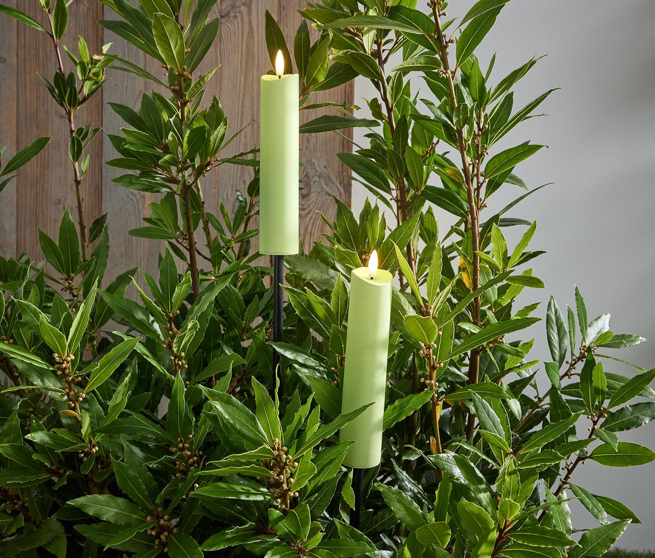 2 LED-Gartenfackeln