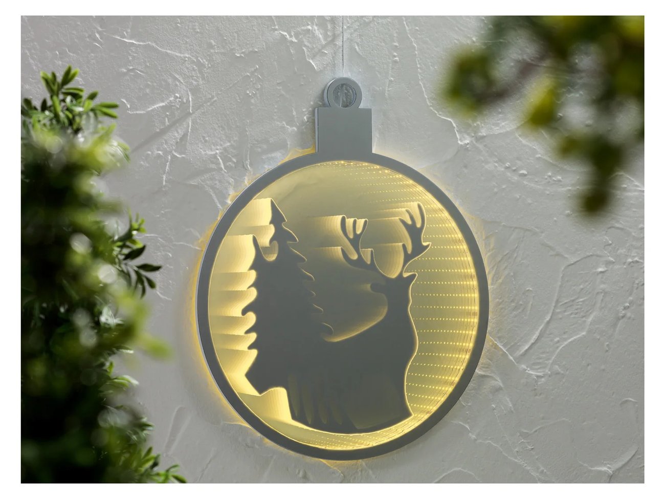 LED-Dekoration mit weihnachtsmotiv