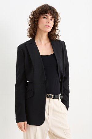 Longblazer mit Cut-Outs