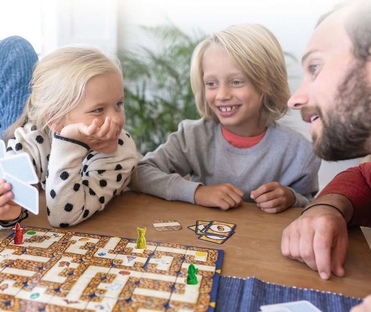 Ravensburger Familienspiel 26955 - Das verrückte Labyrinth