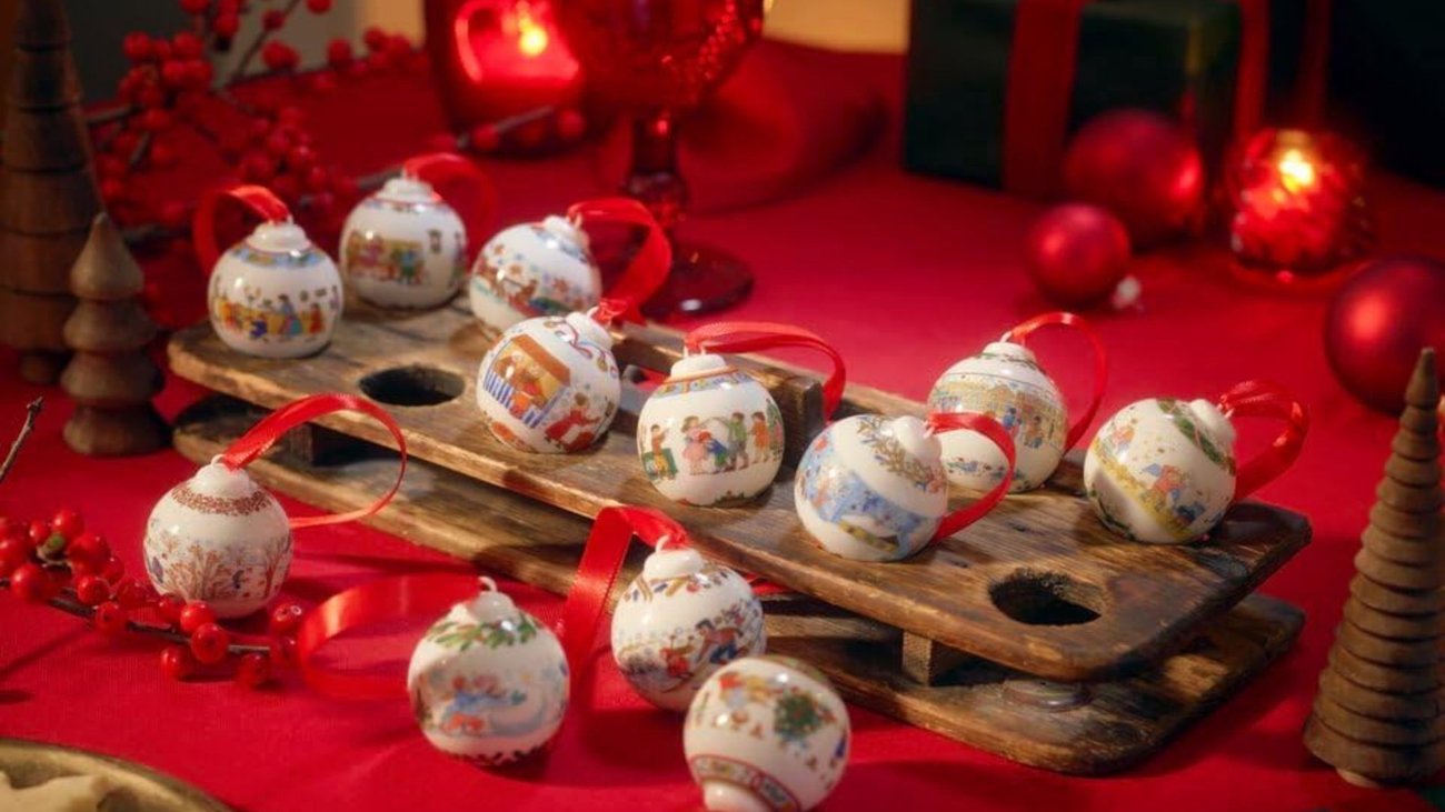 Hutschenreuther: Porzellankugel-Setzkasten mit 12 Minikugeln