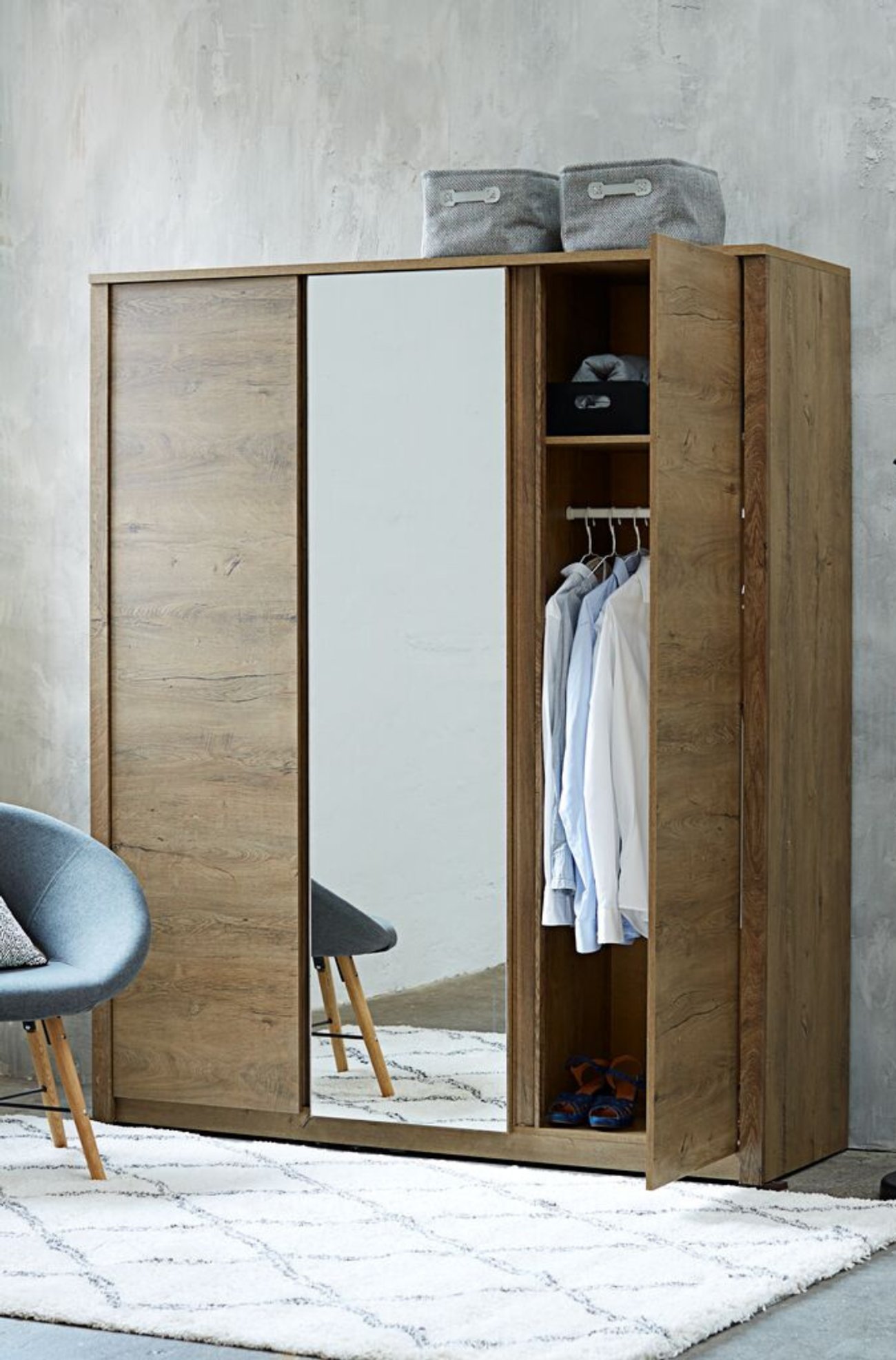 Kleiderschrank VEDDE 167x197 mit Spiegel wildeiche