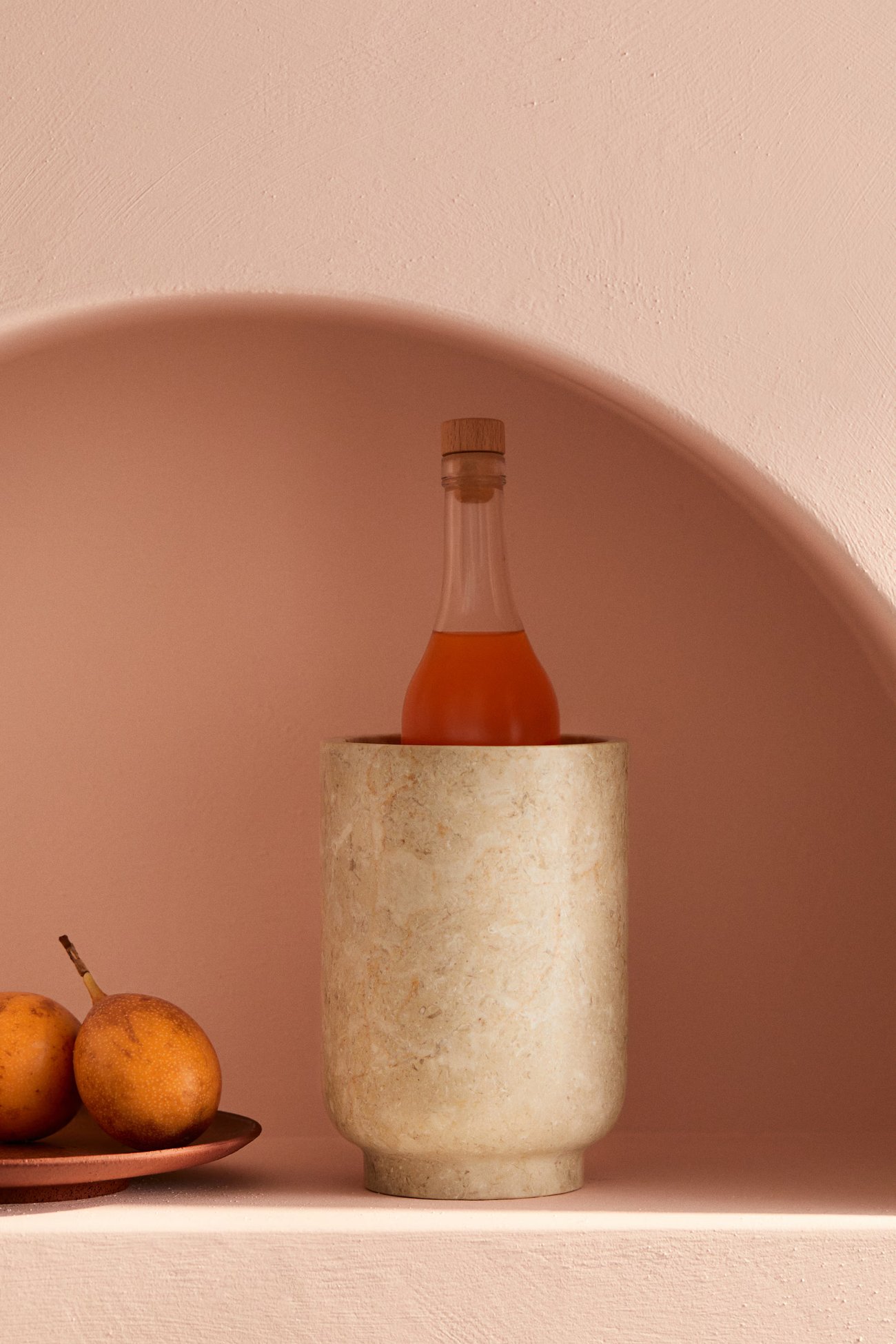 Weinkühler aus Marmor in Beige