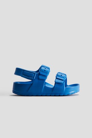 Badesandalen mit zwei Fußriemen