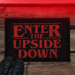 Stranger Things - Enter The Upside Down Fußmatte