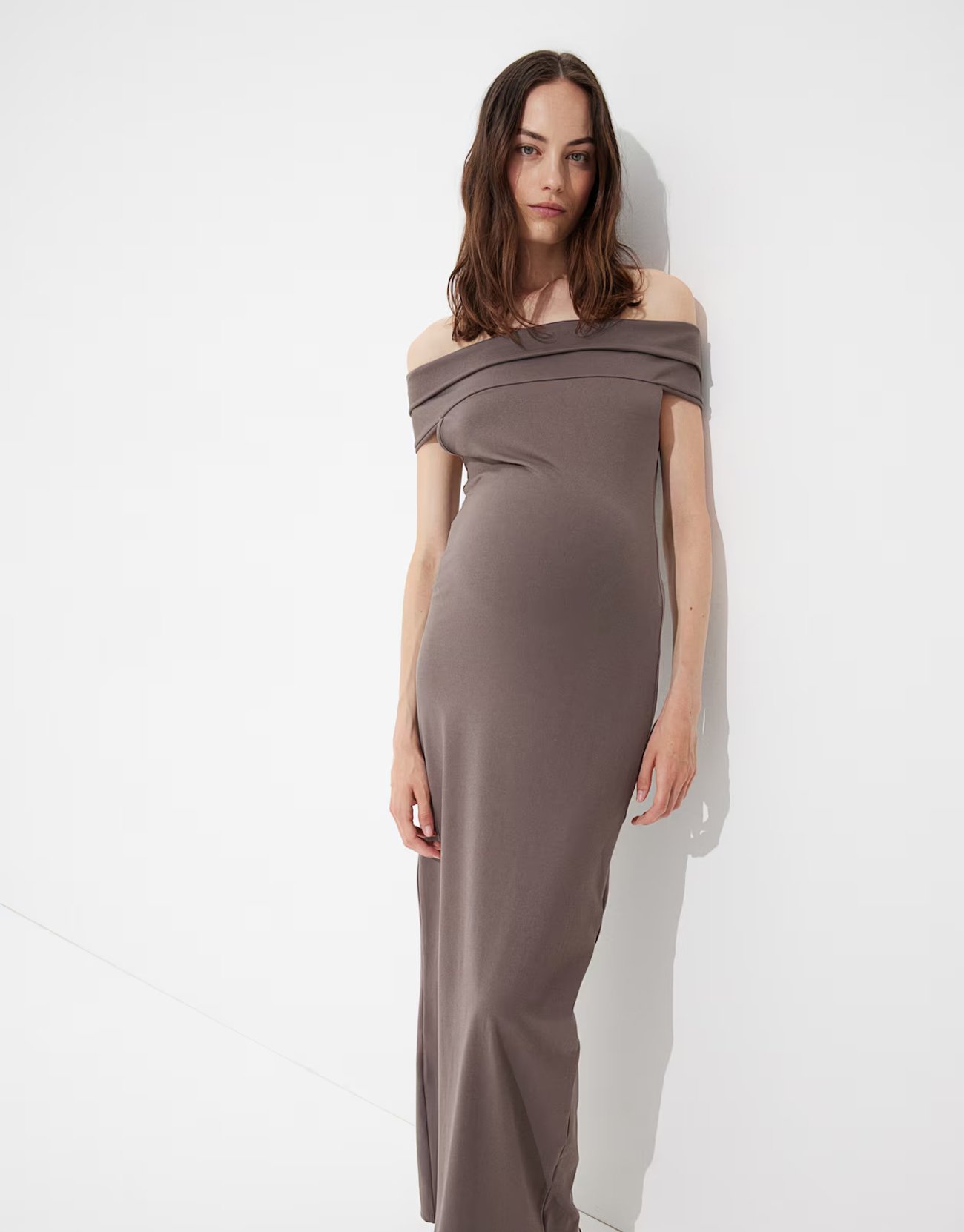MAMA Off-Shoulder-Kleid aus Jersey - Beige - Damen