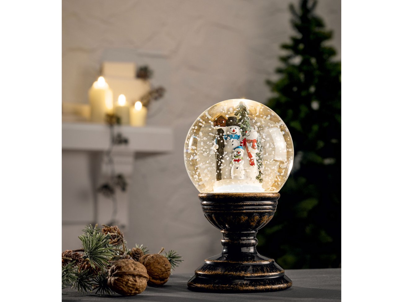 LIVARNO home LED Schneekugel