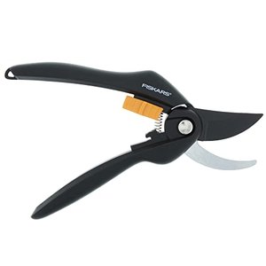 Fiskars – Bypass-Gartenschere