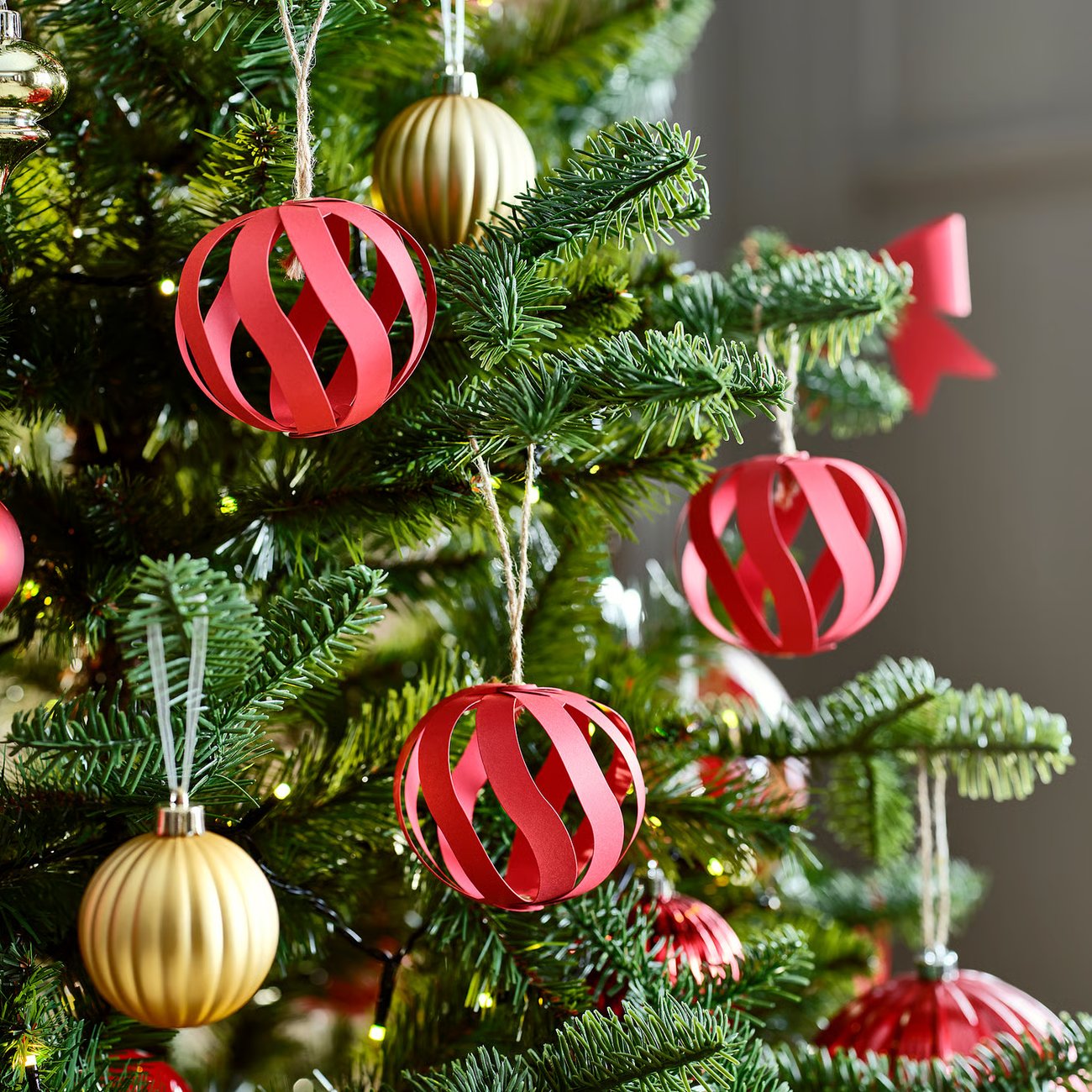 VINTERFINT Baumschmuck - 6er Pack Papierkugeln