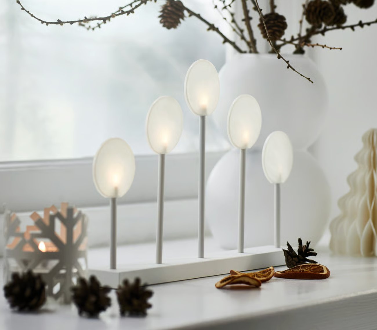 STRÅLA Kerzenständer, LED - Lollis batteriebetrieben/weiß