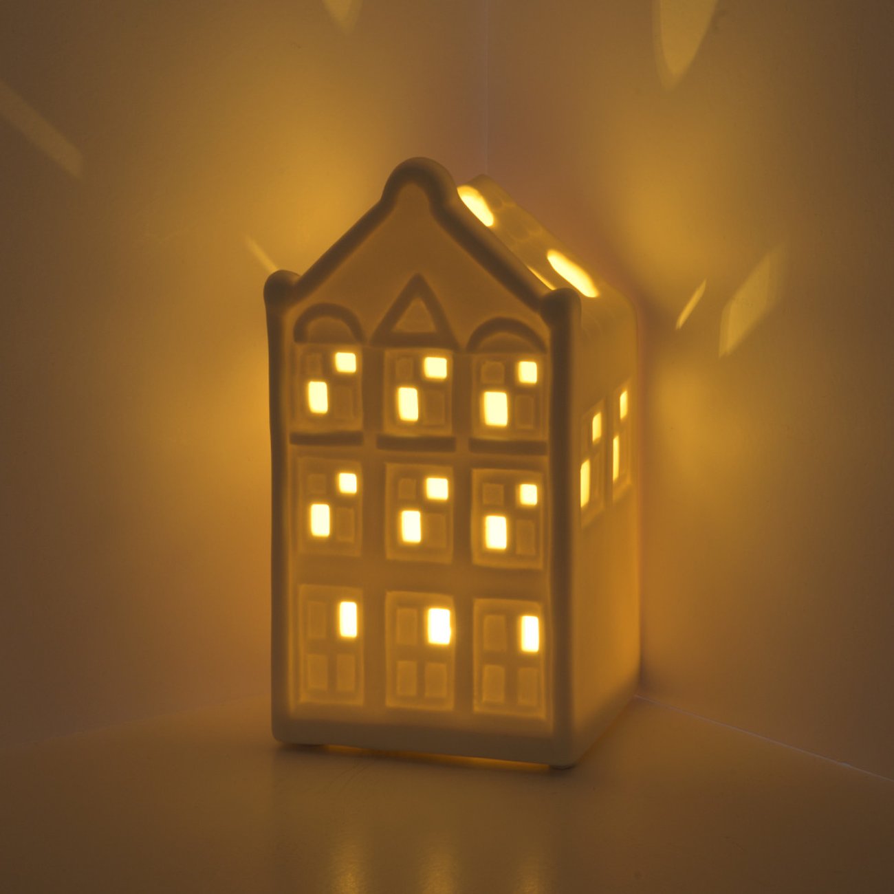 LED-Deko-Haus aus Porzellan