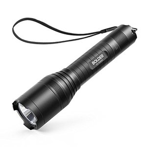 Anker Bolder LC90 LED Taschenlampe (wiederaufladbar, 900 Lumen)