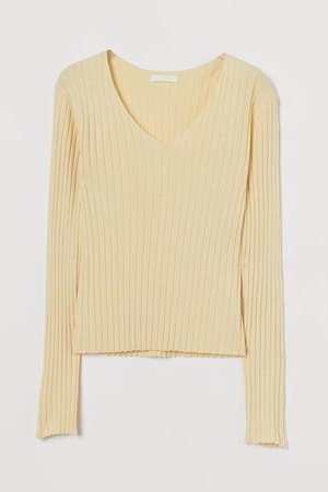 Gerippter Pullover