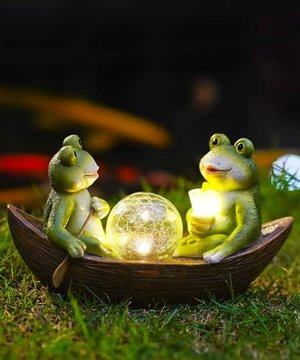 Goodeco Solar Gartenfigur Frösche im Ruderboot mit LED-Beleuchtung Wetterfeste Gartendeko aus Resin 