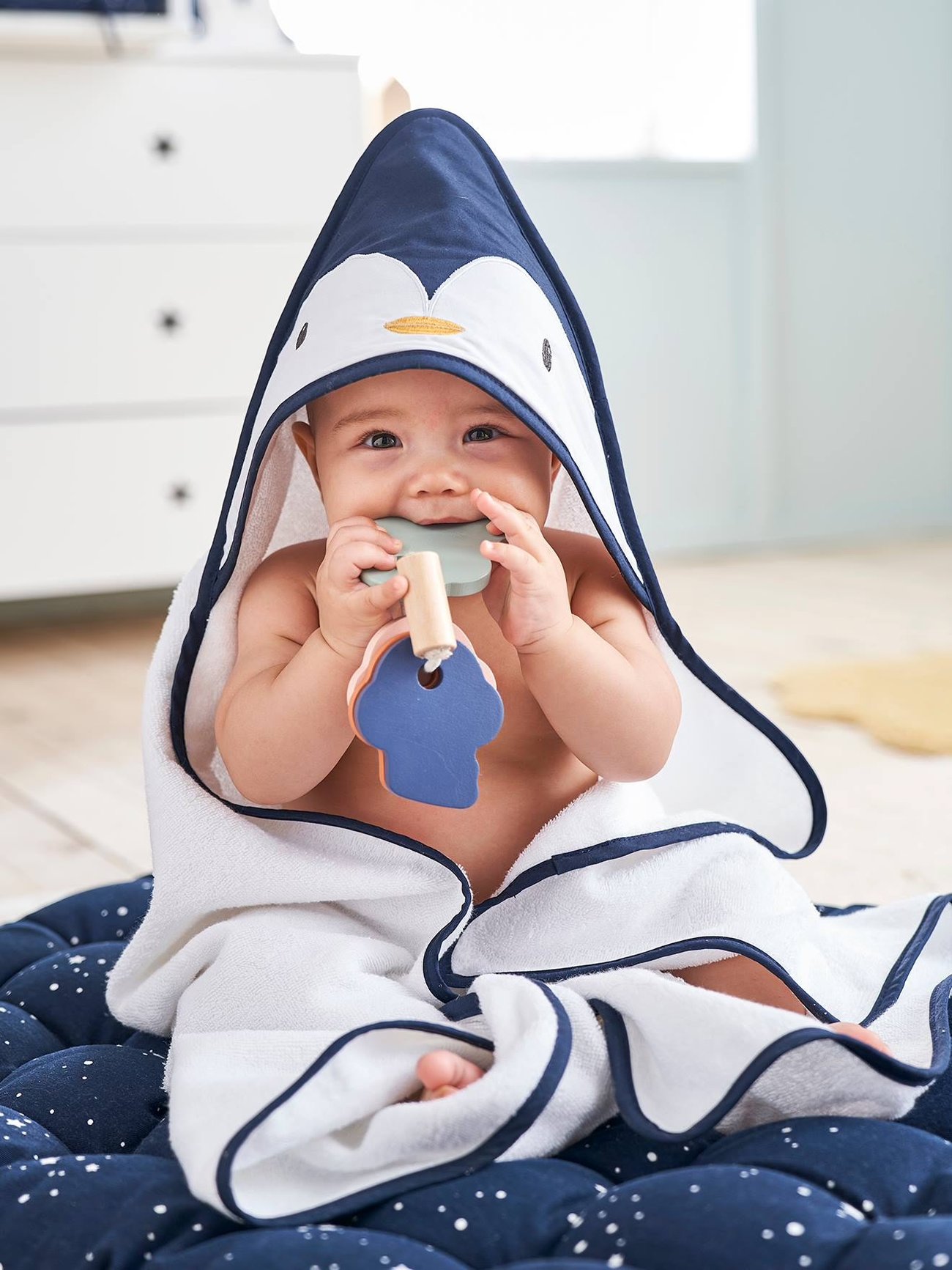 Vertbaudet Baby-Set: Badetuch und Waschhandschuh Pinguin