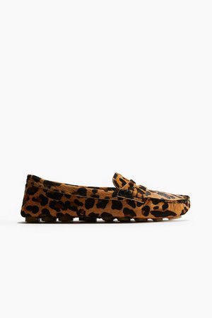 Loafer aus Ponyleder mit Leopardenprint