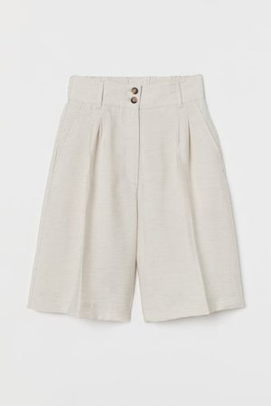 Weite Bermudashorts