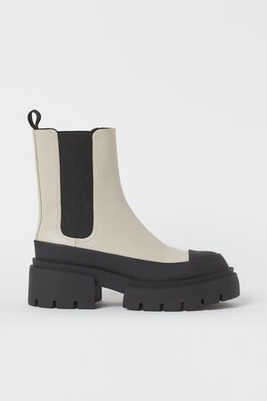 Chunky Chelsea boots