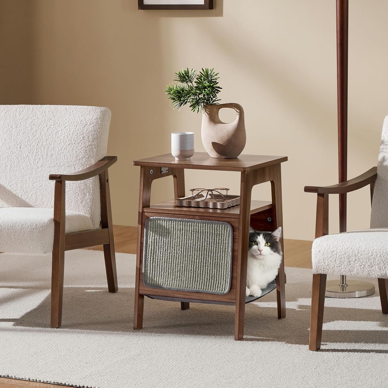 Beistelltisch mit Katzenhöhle