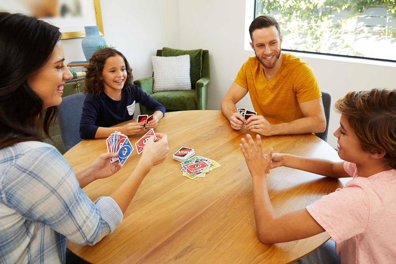Mattel Games UNO Kartenspiel