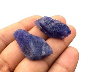 Natürlicher Rohstein Tansanit