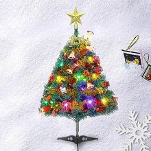 Weihnachtsbaum Alternativen aus Holz und Metall