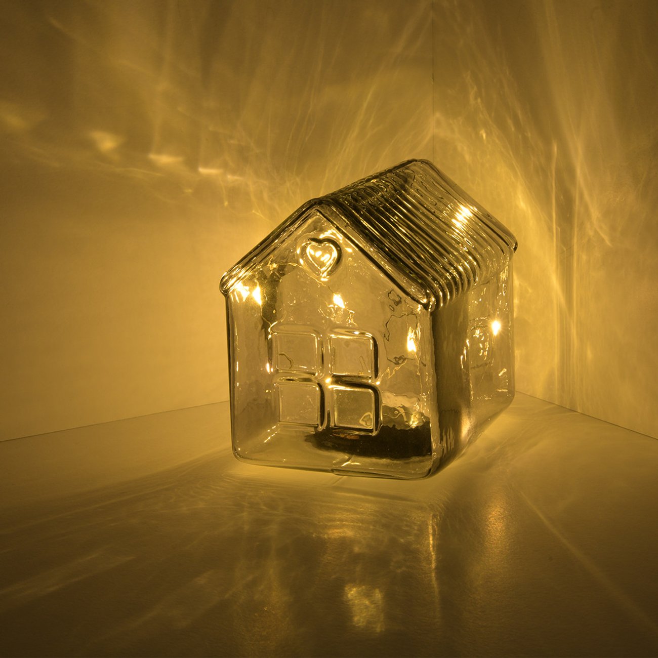 LED-Lampe als Deko-Haus