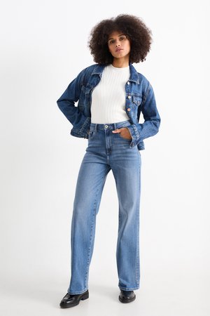 Wide Leg Jeans - High Waist